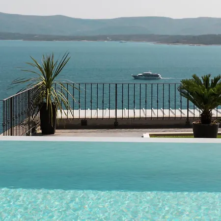 Villa Kruna With Breathtaking View *