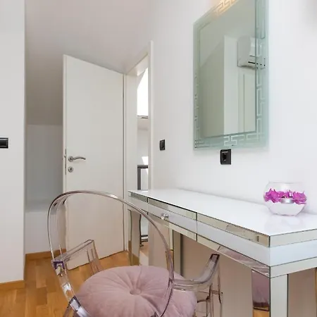 Kruna With Breathtaking View