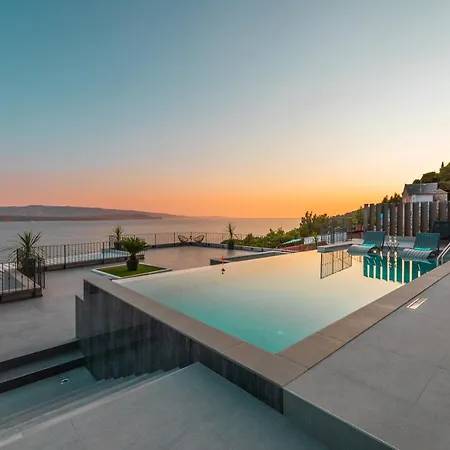 Kruna With Breathtaking View *