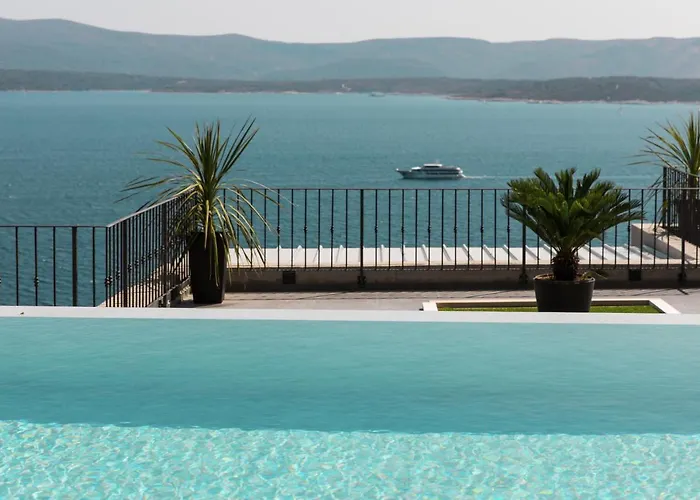 Villa Kruna With Breathtaking View *