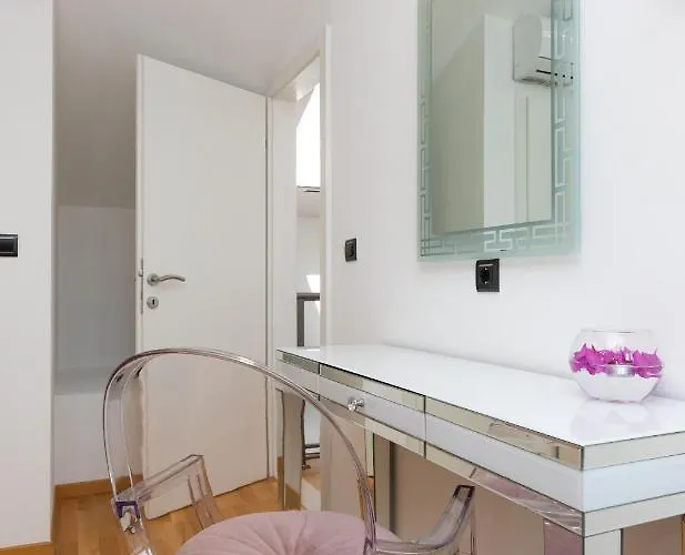 Kruna With Breathtaking View